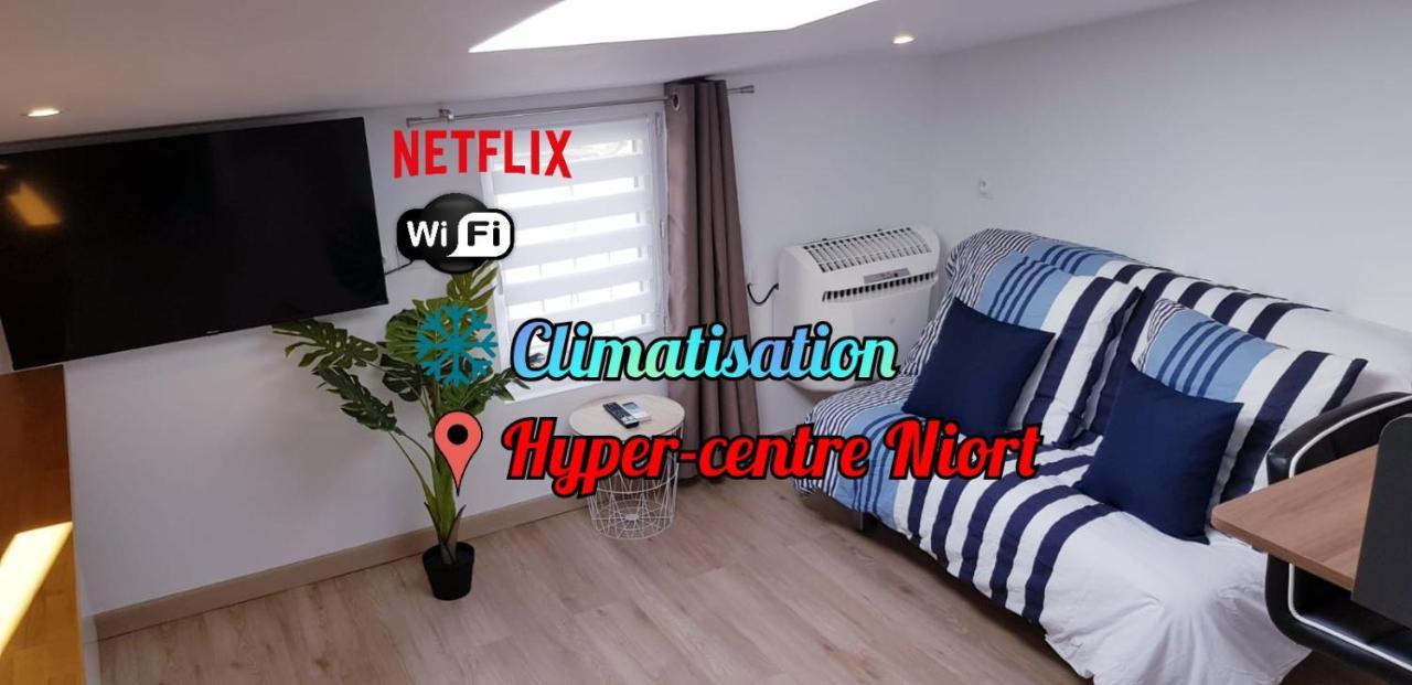 Escapade Niortaise - Studios Climatises Hyper-Centre De Ніор Екстер'єр фото